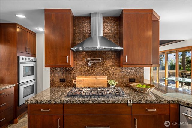 24302 116th Avenue W, Woodway, WA 98020