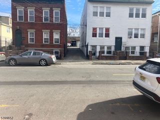 639 N 8Th St, Newark City, NJ 07107