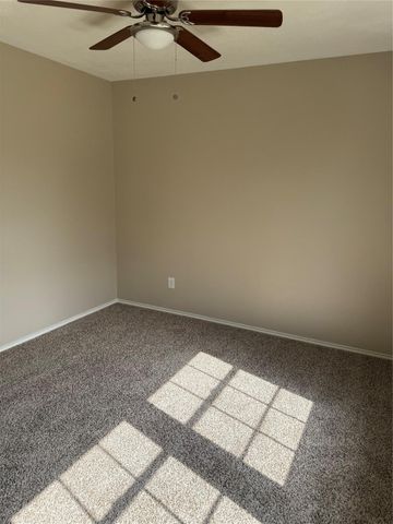 102 Mango Street, Bloomburg, TX 77566