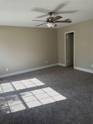 102 Mango Street, Bloomburg, TX 77566