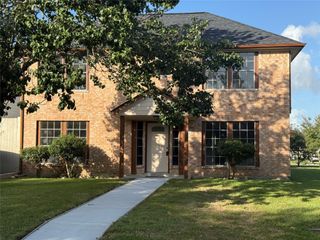 102 Mango Street, Bloomburg, TX 77566