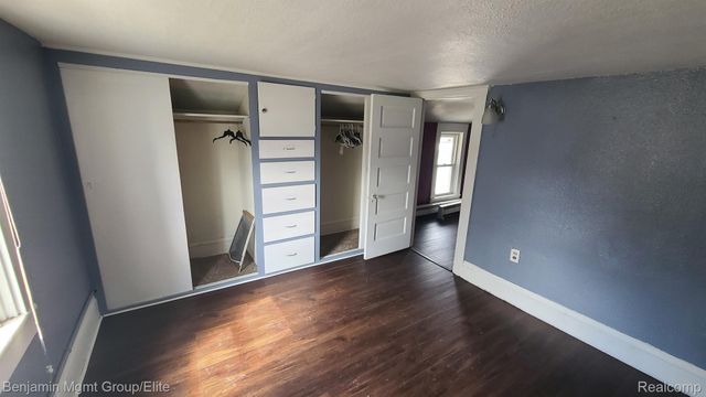 1008 W FRANKLIN Street, Jackson, MI 49203