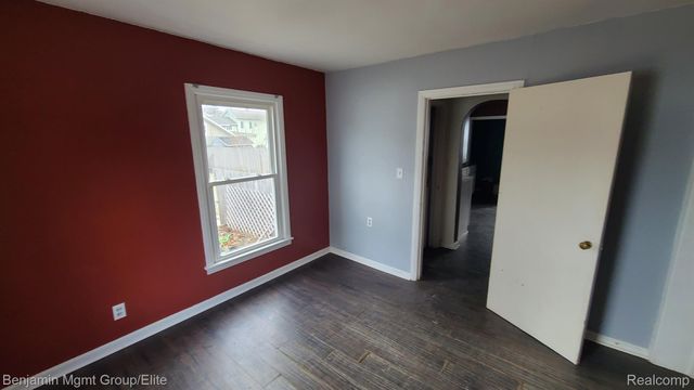 1008 W FRANKLIN Street, Jackson, MI 49203