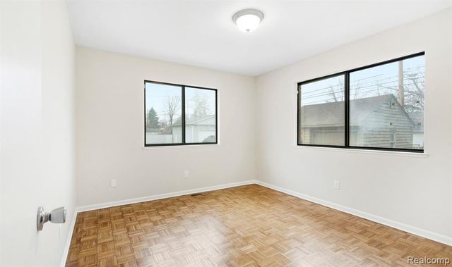 17108 Oconnor Avenue, Allen Park, MI 48101