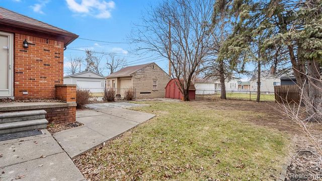 17108 Oconnor Avenue, Allen Park, MI 48101