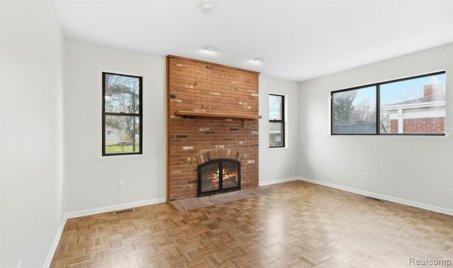 17108 Oconnor Avenue, Allen Park, MI 48101