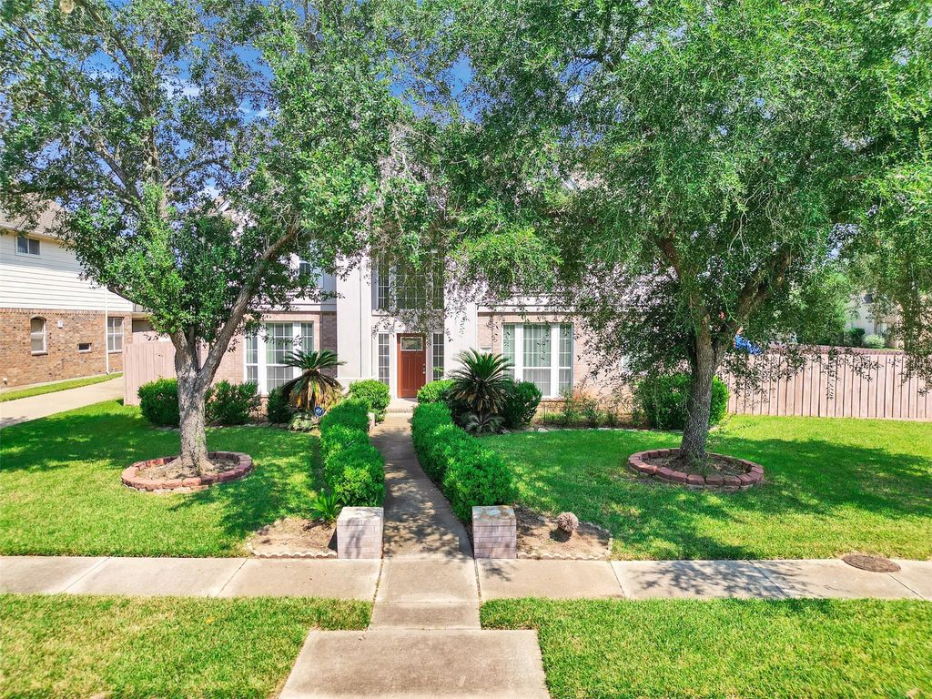 3902 Breaux Bridge Lane, Sugar Land, TX 77479