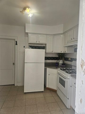 145-08 Arlington Terrace, Jamaica, NY 11435