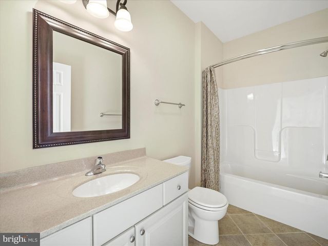 608 TUDOR DR, Hagerstown, MD 21742