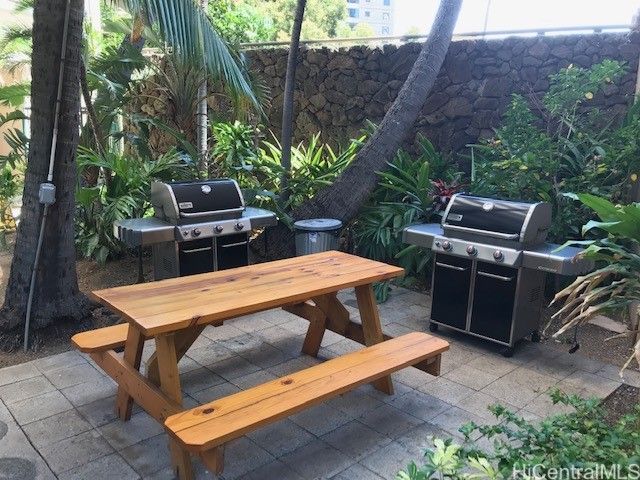 1720 Ala Moana Boulevard 705A, Honolulu, HI 96815