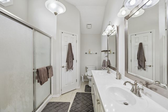 4222 Higdon Dr, Murfreesboro, TN 37128