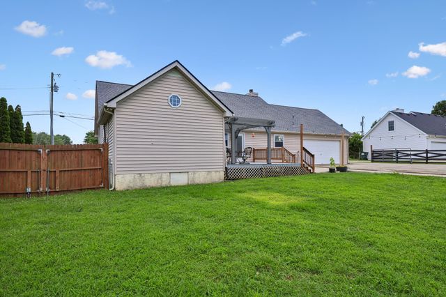4222 Higdon Dr, Murfreesboro, TN 37128