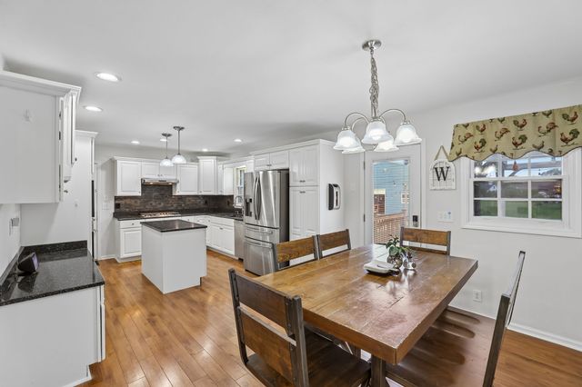 4222 Higdon Dr, Murfreesboro, TN 37128