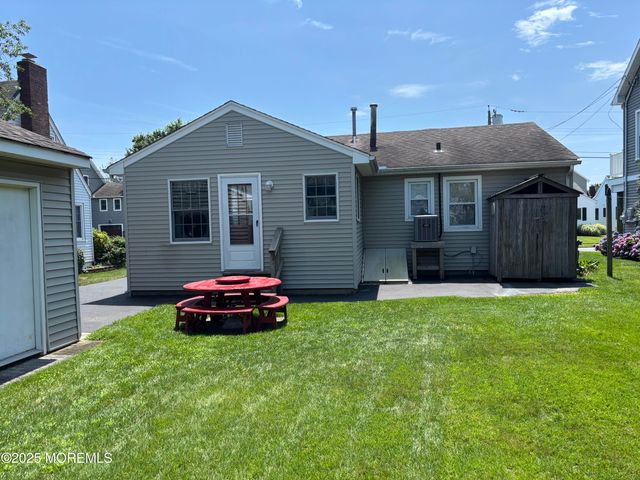203 Princeton Avenue, Point Pleasant Beach, NJ 08742