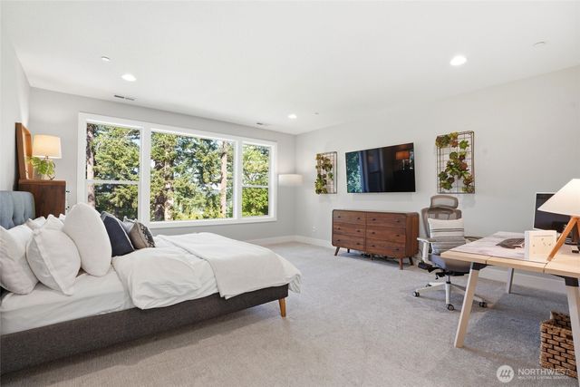 3011 NW Lake Road, Camas, WA 98607