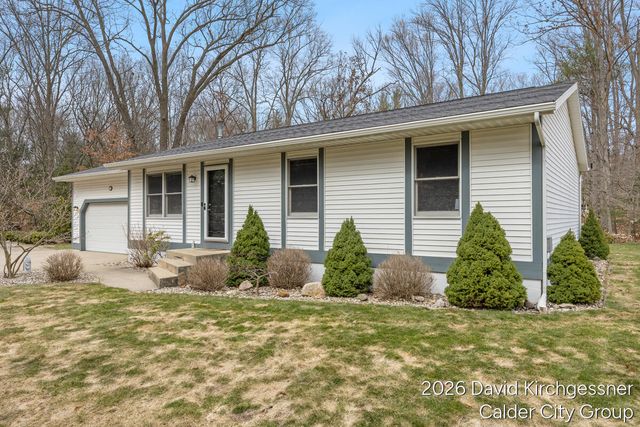2972 W Fruitport Road, Fruitport Twp, MI 49415