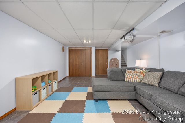 2972 W Fruitport Road, Fruitport Twp, MI 49415