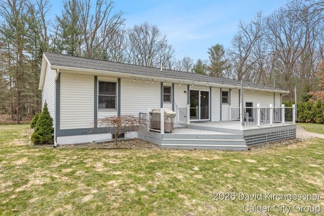 2972 W Fruitport Road, Fruitport Twp, MI 49415