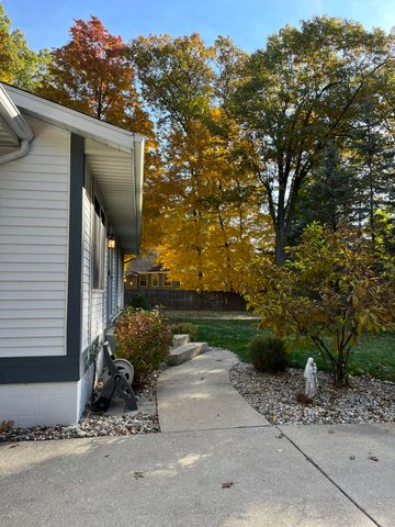 2972 W Fruitport Road, Fruitport Twp, MI 49415