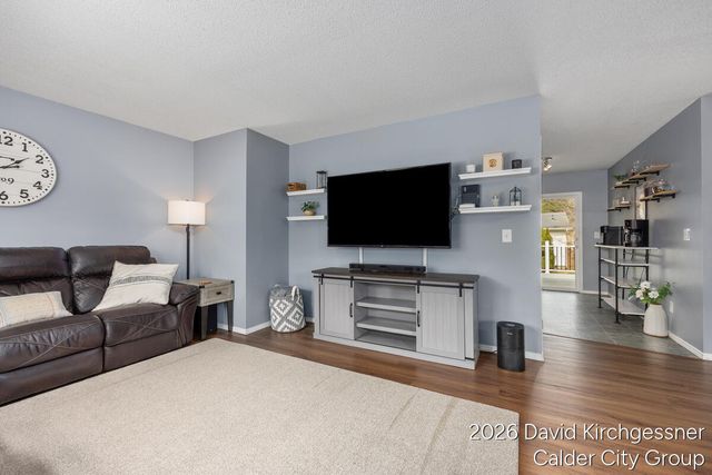 2972 W Fruitport Road, Fruitport Twp, MI 49415