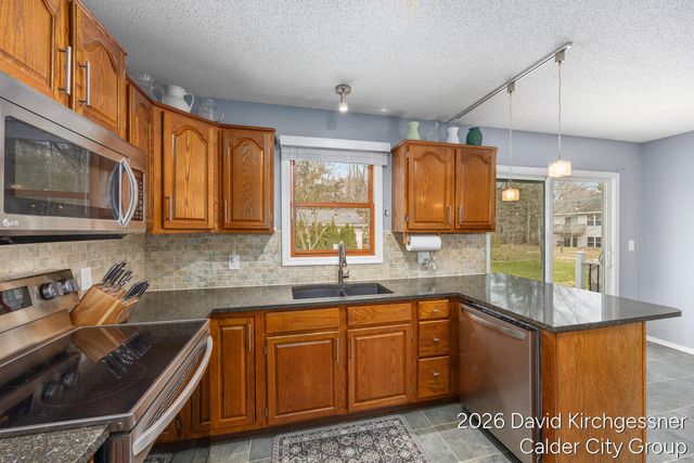 2972 W Fruitport Road, Fruitport Twp, MI 49415