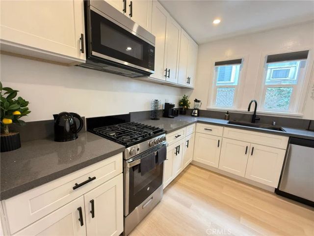 1123 N Vista Street, West Hollywood, CA 90046