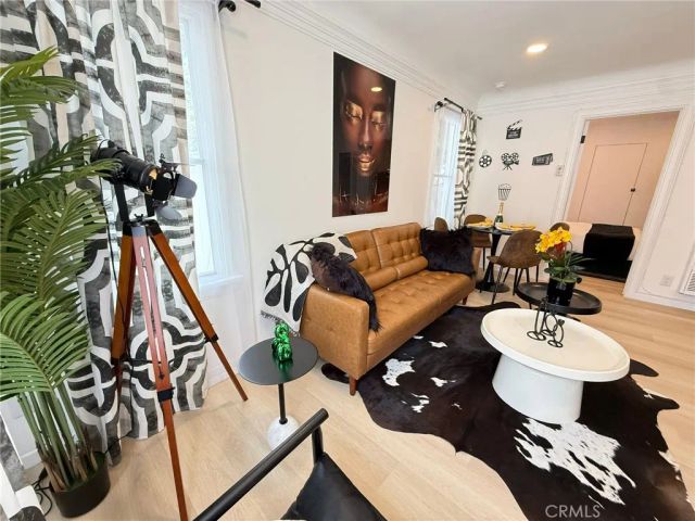 1123 N Vista Street, West Hollywood, CA 90046