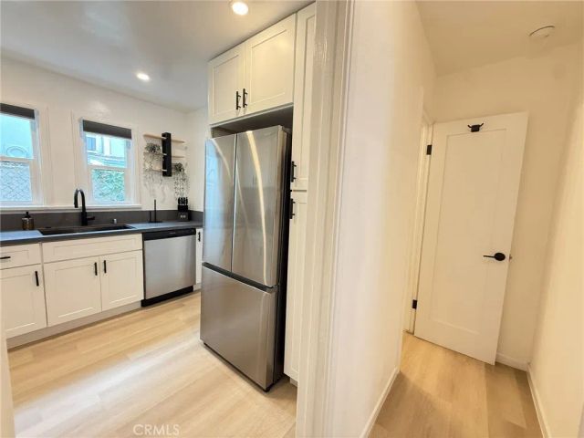 1123 N Vista Street, West Hollywood, CA 90046
