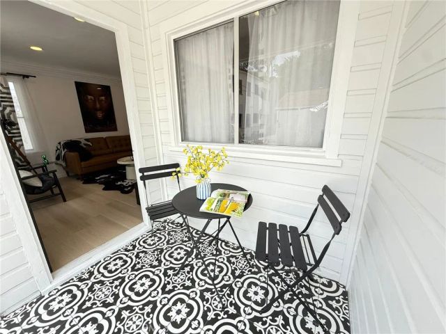 1123 N Vista Street, West Hollywood, CA 90046