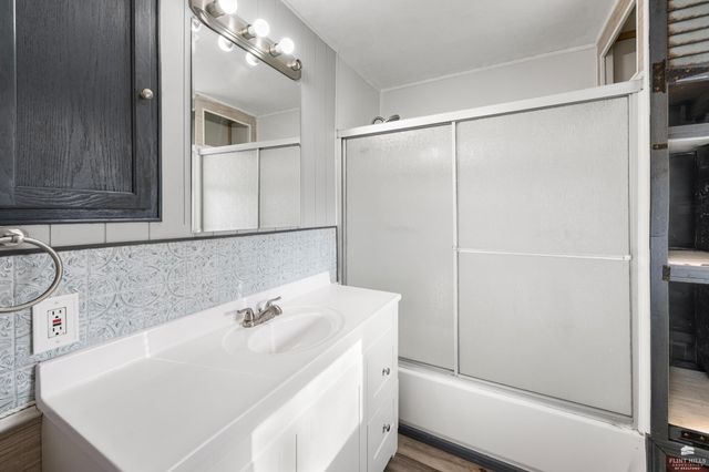 2129 Walnut Drive, Manhattan, KS 66502