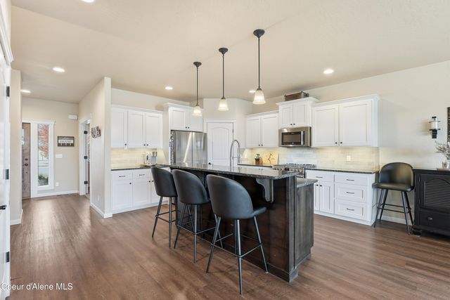 15465 N Pristine CIR, Rathdrum, ID 83858