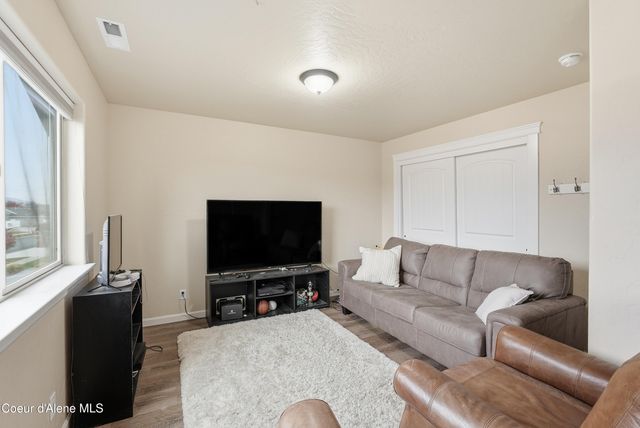 15465 N Pristine CIR, Rathdrum, ID 83858