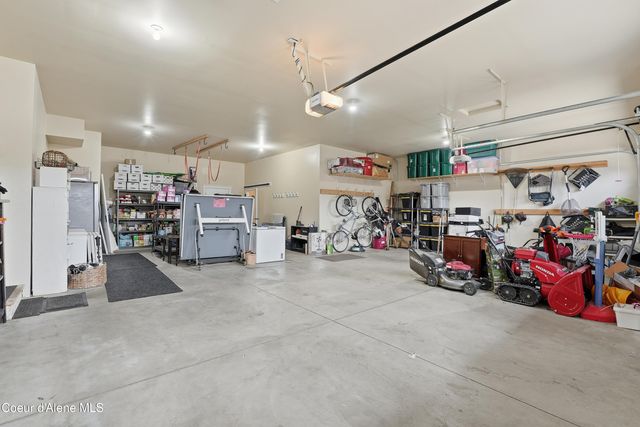 15465 N Pristine CIR, Rathdrum, ID 83858