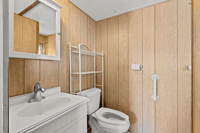 8949 Oak Street, Boynton Beach, FL 33436