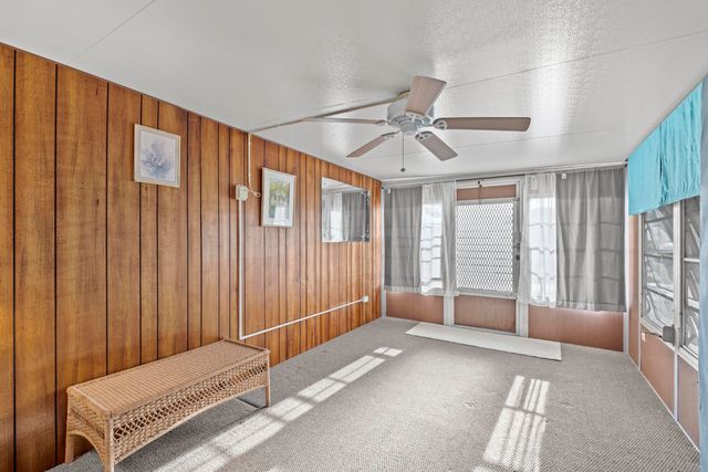 8949 Oak Street, Boynton Beach, FL 33436