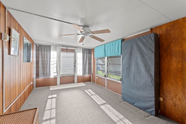 8949 Oak Street, Boynton Beach, FL 33436