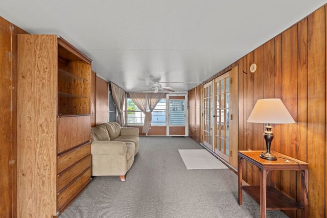 8949 Oak Street, Boynton Beach, FL 33436