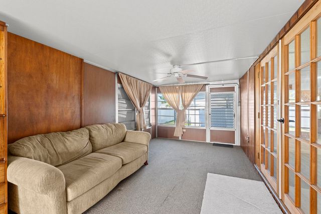 8949 Oak Street, Boynton Beach, FL 33436