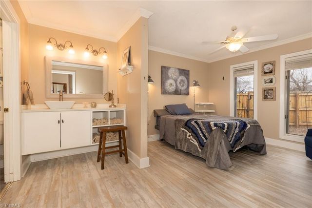 4204 Sunburst Drive, High Point, NC 27265