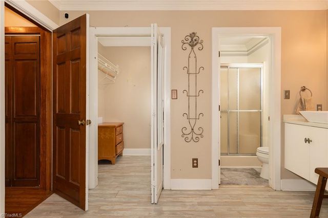 4204 Sunburst Drive, High Point, NC 27265