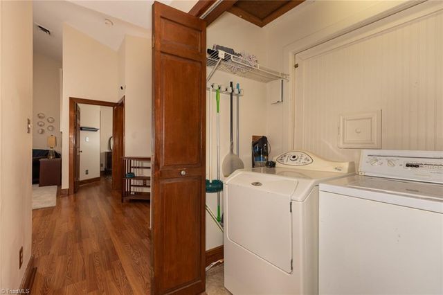 4204 Sunburst Drive, High Point, NC 27265