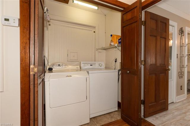 4204 Sunburst Drive, High Point, NC 27265