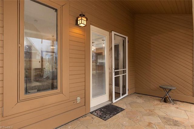 4204 Sunburst Drive, High Point, NC 27265