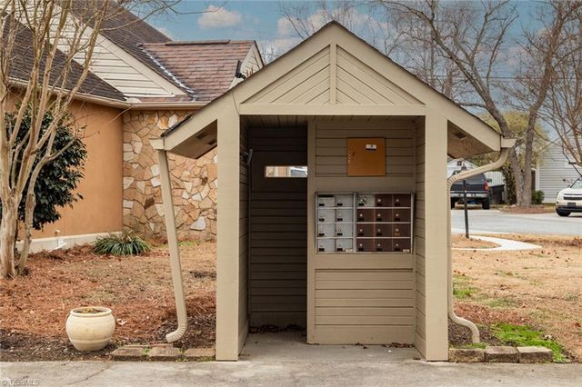 4204 Sunburst Drive, High Point, NC 27265