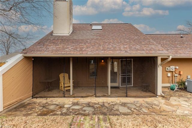 4204 Sunburst Drive, High Point, NC 27265