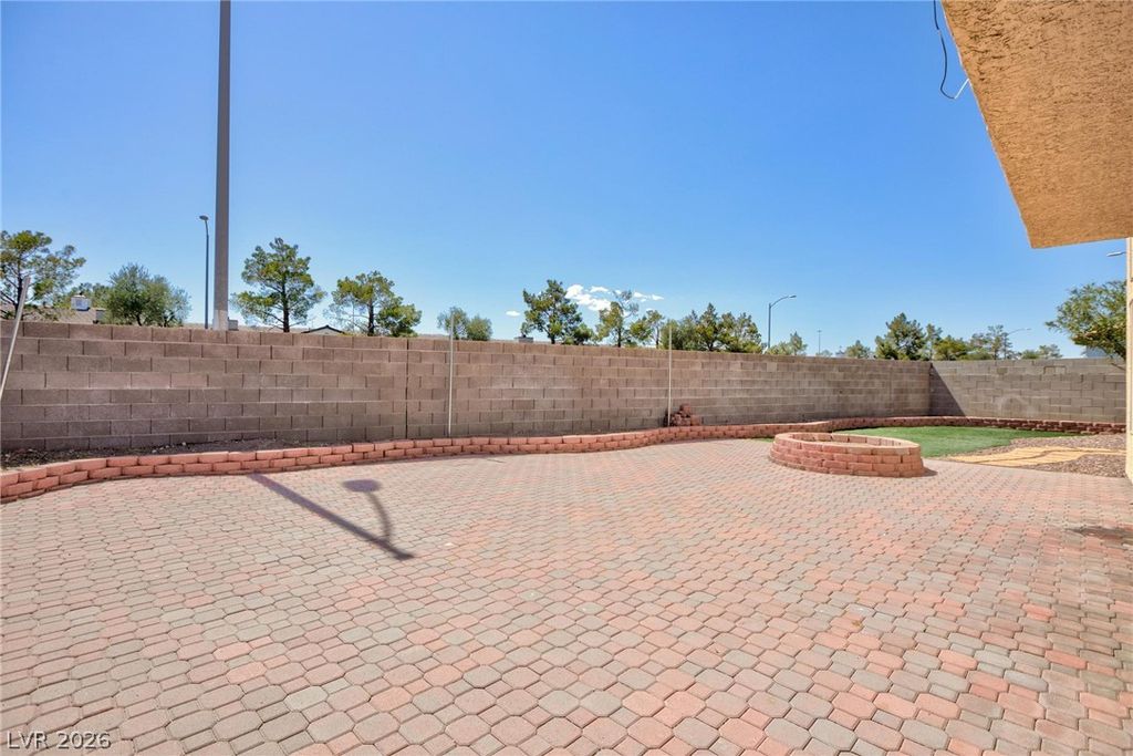1209 Nugget Creek Drive, Las Vegas, NV 89108 — photo 5