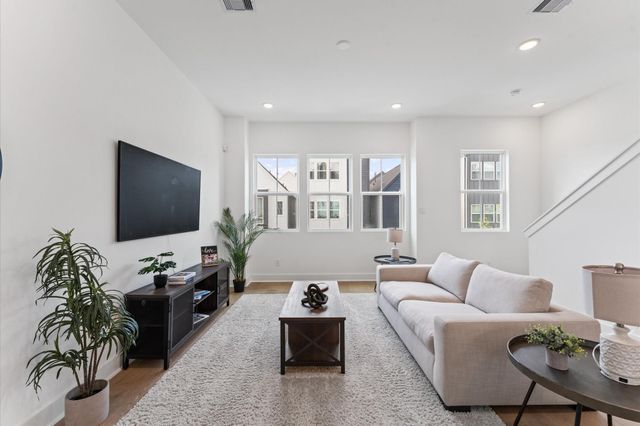 8303 Springwood Creek Lane, Houston, TX 77055