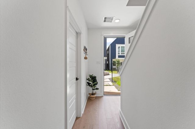 8303 Springwood Creek Lane, Houston, TX 77055