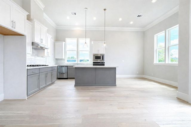 11069 Chatterton Drive, Houston, TX 77043