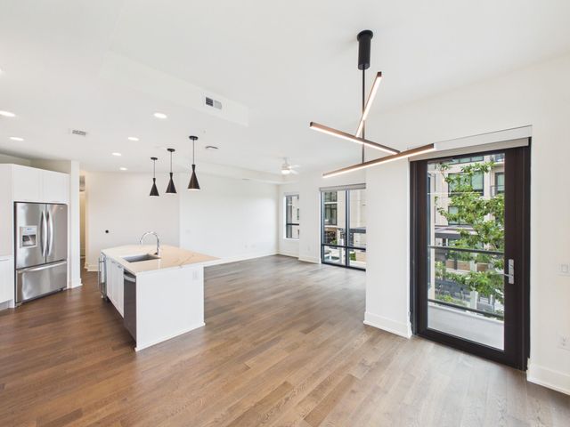 929 Westcott Street 542, Houston, TX 77007